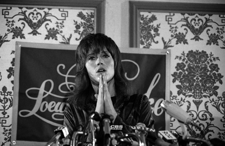 Jane Fonda gestures during a news conference in 1972. (Marty Lederhandler-AP).jpeg